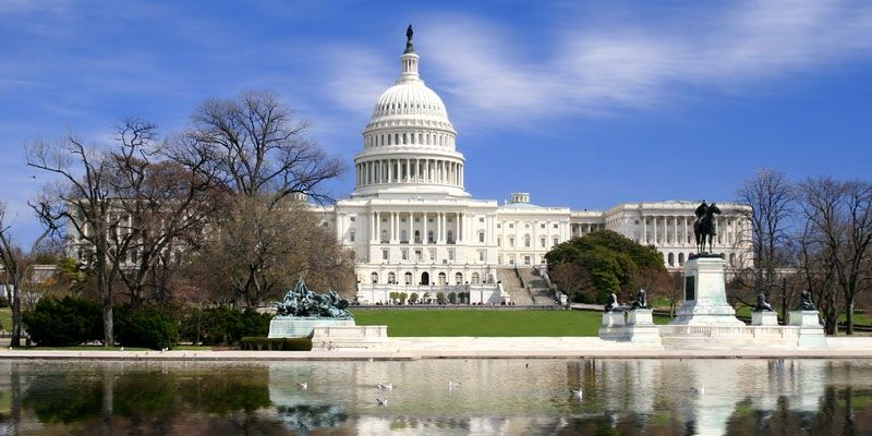 Дипломати Путіна нишком забралися з будинків відпочинку у США