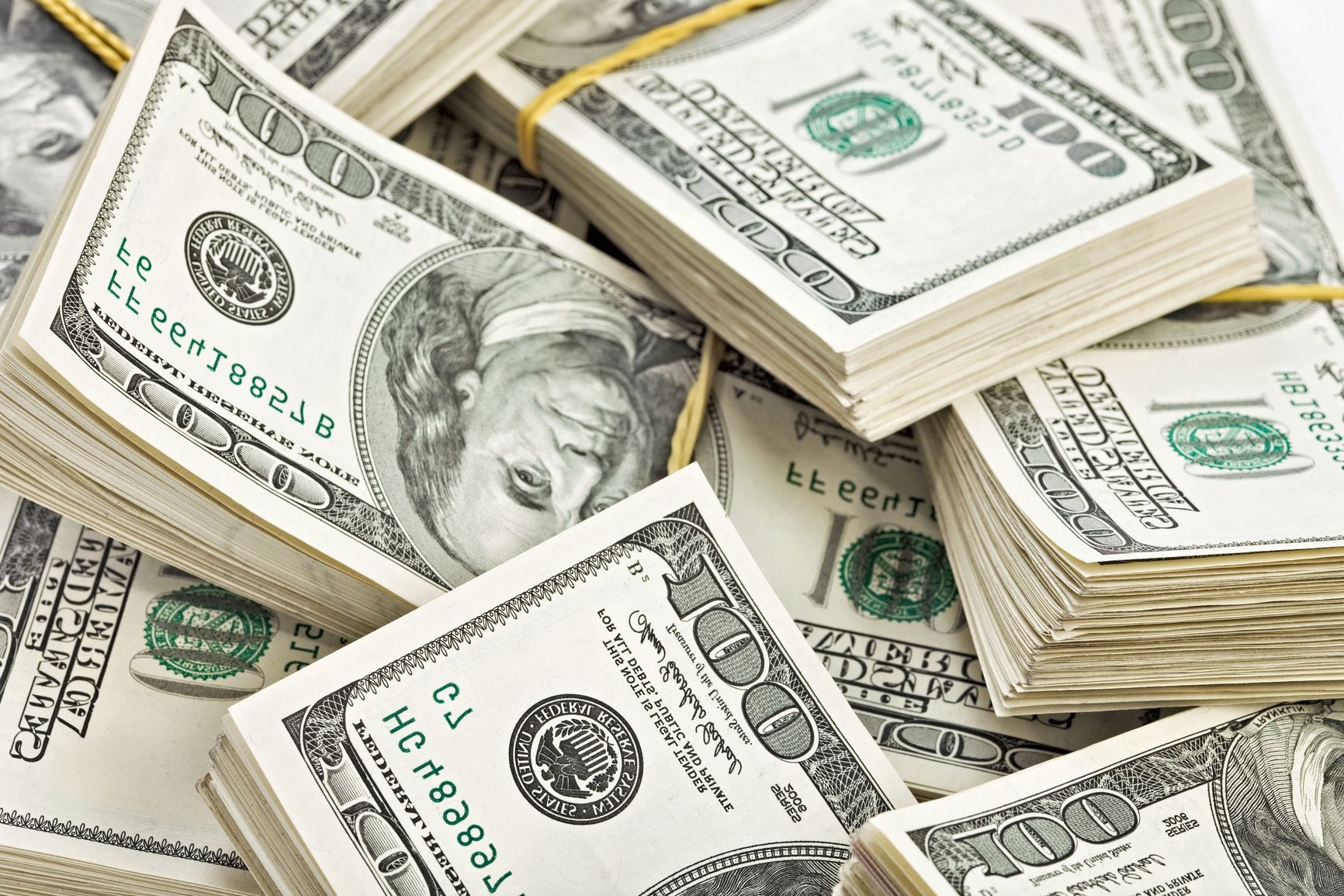 Чоловік витратив украдений мільйон на комп'ютерну гру