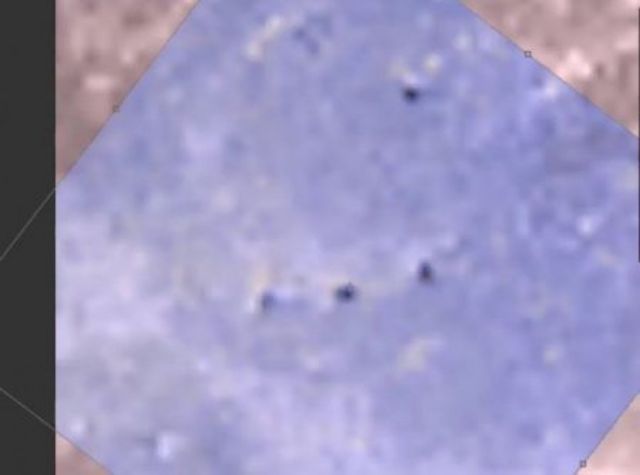 Науковці виявили загадкові вежі на Марсі- фото 126076