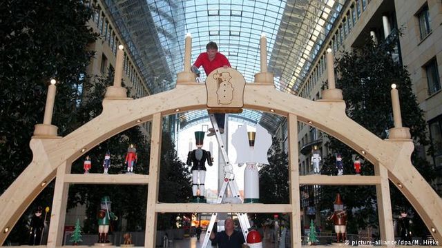 Як Німеччина розважається в передріздвяну пору: фоторепортаж- фото 127030