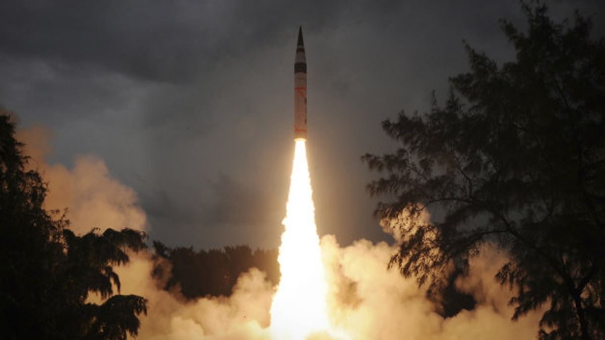 В Індії випробували ракету, здатну нести ядерний заряд, – ЗМІ - фото 1