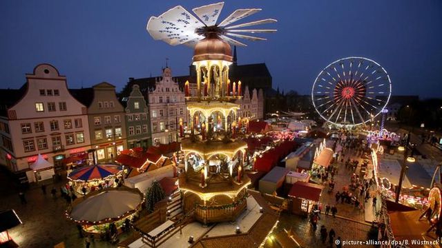 Як Німеччина розважається в передріздвяну пору: фоторепортаж- фото 127035