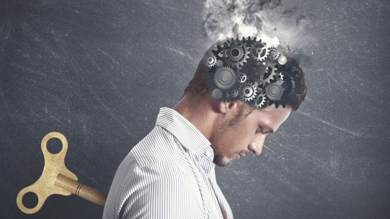 Науковці назвали вік, коли починає гальмуватися робота мозку