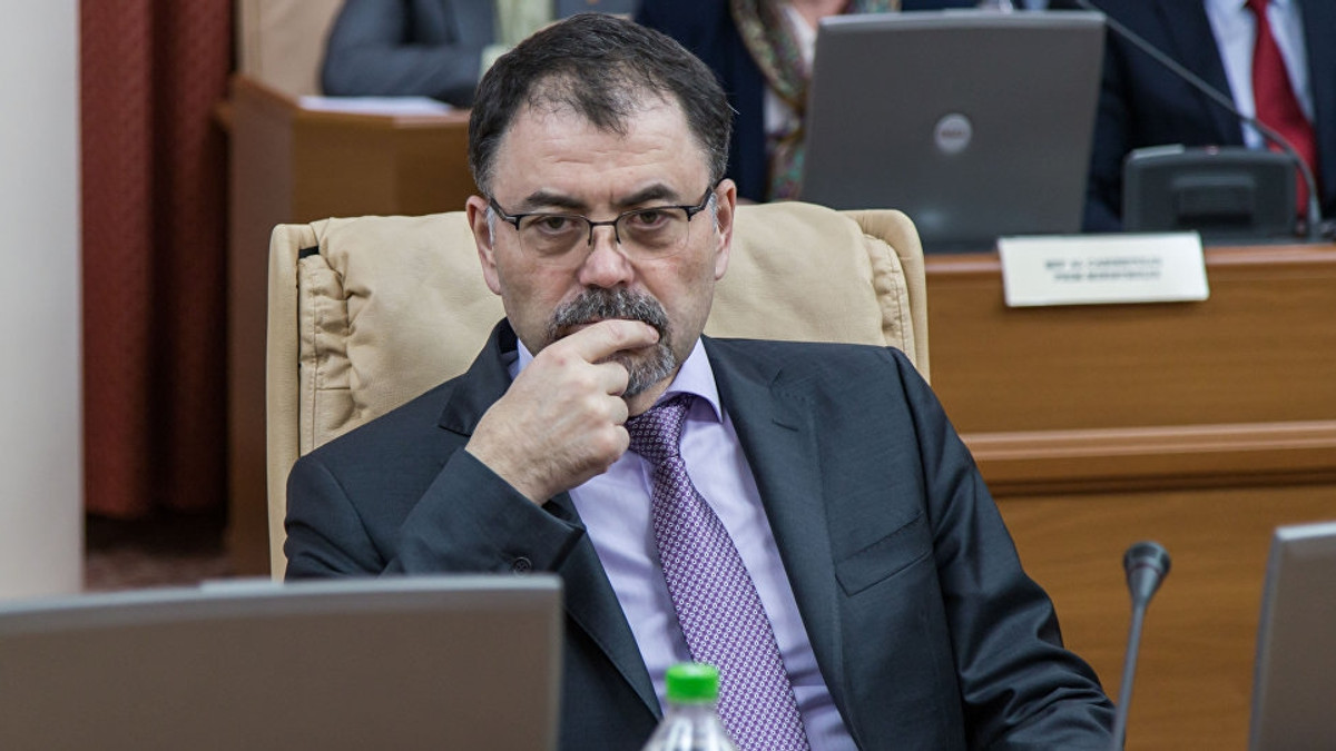 Молдовського міністра звільнили через "кокетство з НАТО" - фото 1