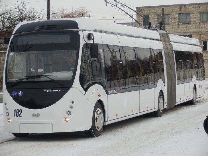 У Рівному запрацював незвичний громадський транспорт