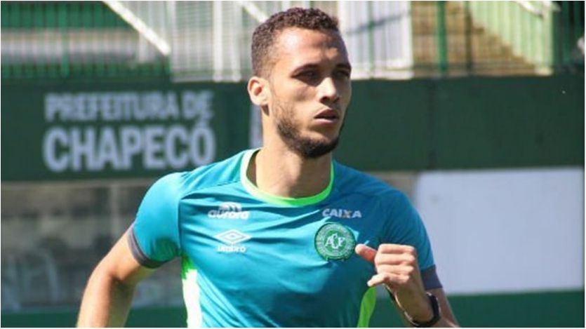 Футболіст, який вижив в авіакатастрофі, шокував лікарів