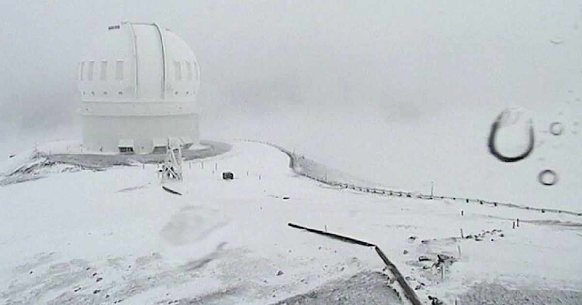 На Гаваях неочікувано випав сніг
