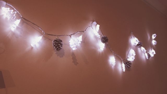 Лайфхаки, як яскраво прикрасити домівку до свят - фото 127701