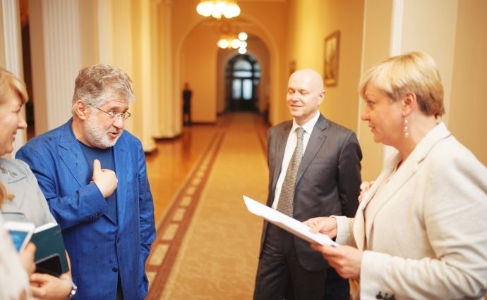 Коломойський готовий віддати державі "ПриватБанк", – джерела