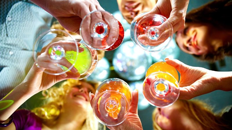 Як правильно вживати алкоголь: інфографіка