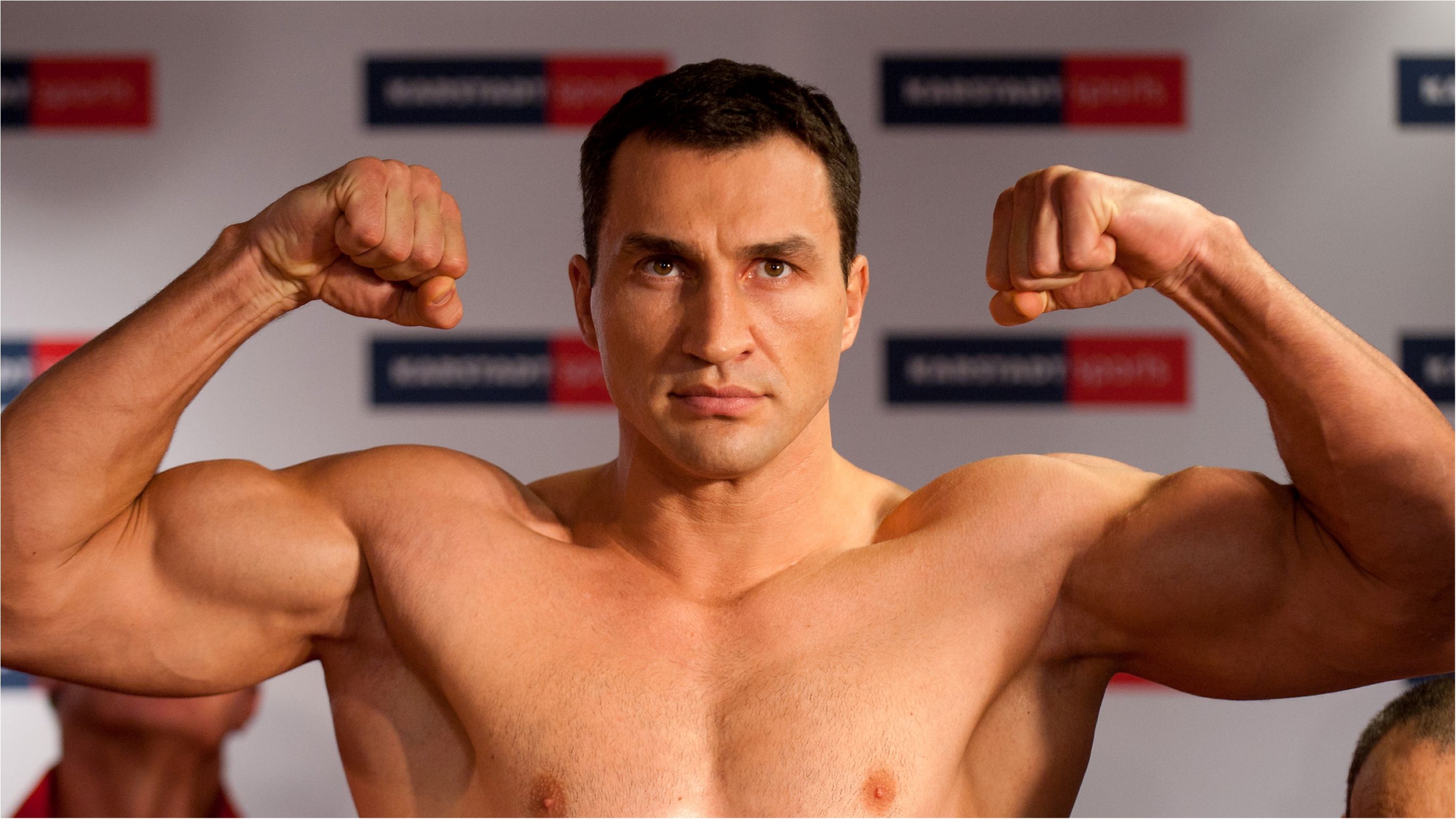 Кличко зустрівся зі своєю 111-річною шанувальницею