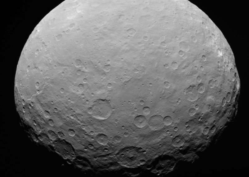 NASA показало вражаючу знахідку на Церері