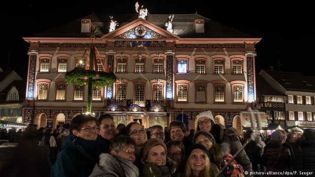 Як Німеччина розважається в передріздвяну пору: фоторепортаж- фото 127027