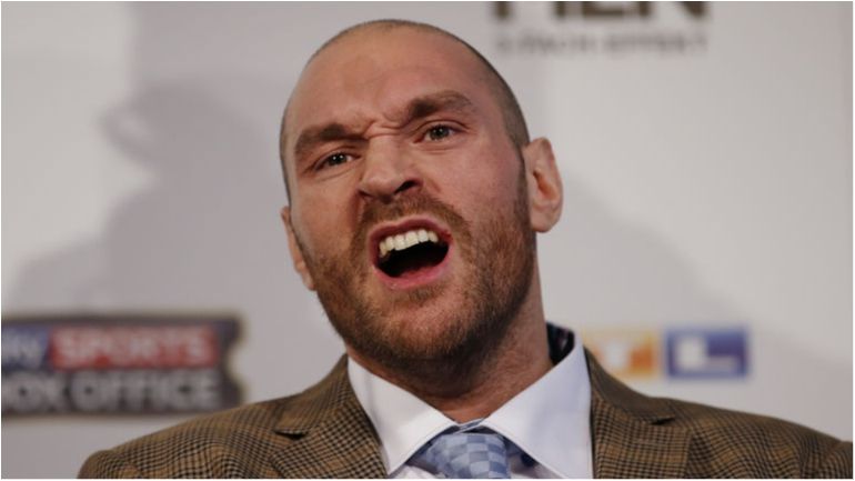 Скандальний боксер заявив про повернення на ринг