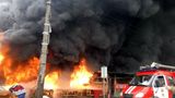 Власники ринку секонд-хенду у Києві розповіли про можливу причину пожежі