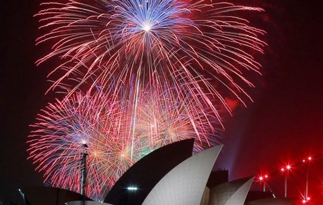 Австралія попрощалась з 2016 роком: ефектні фото - фото 130900