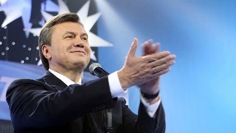 Суд зняв арешт з грошей банку Януковича