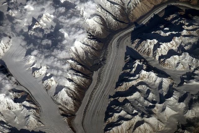 Астронавт показав найкращі фото року з космосу- фото 125264