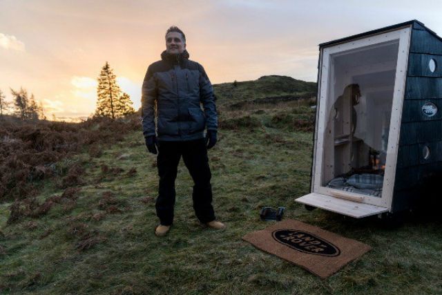 Land Rover збудував будиночок для Санта-Клауса
 - фото 125598