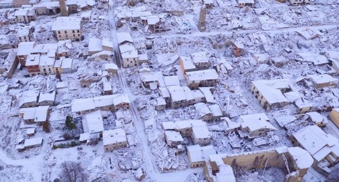 ЄС готовий надати Італії необхідну допомогу в зв'язку з землетрусом