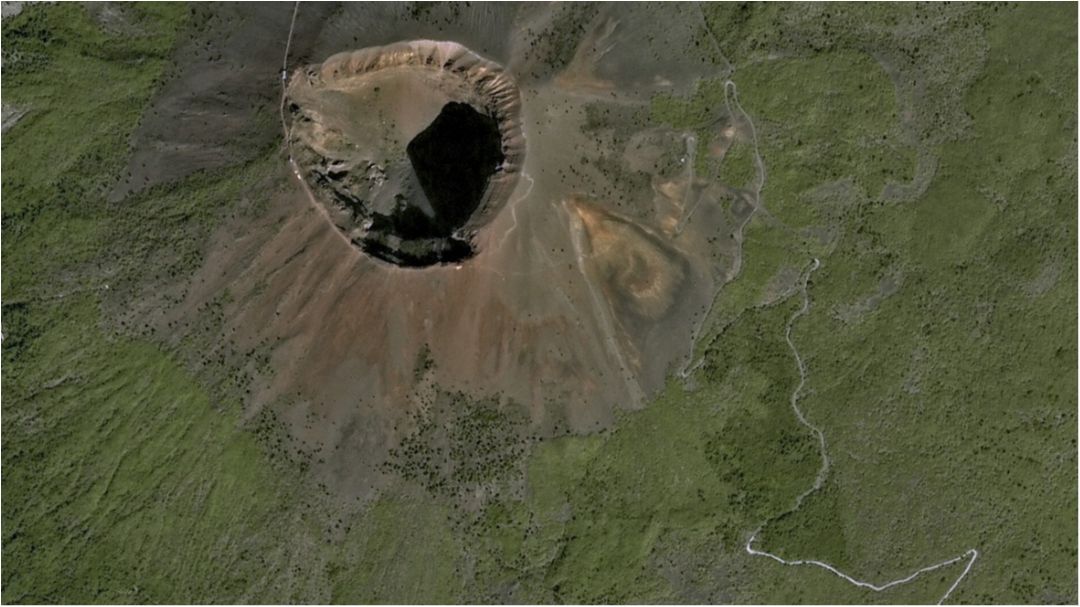 Астронавт показав вражаюче фото Везувія з космосу