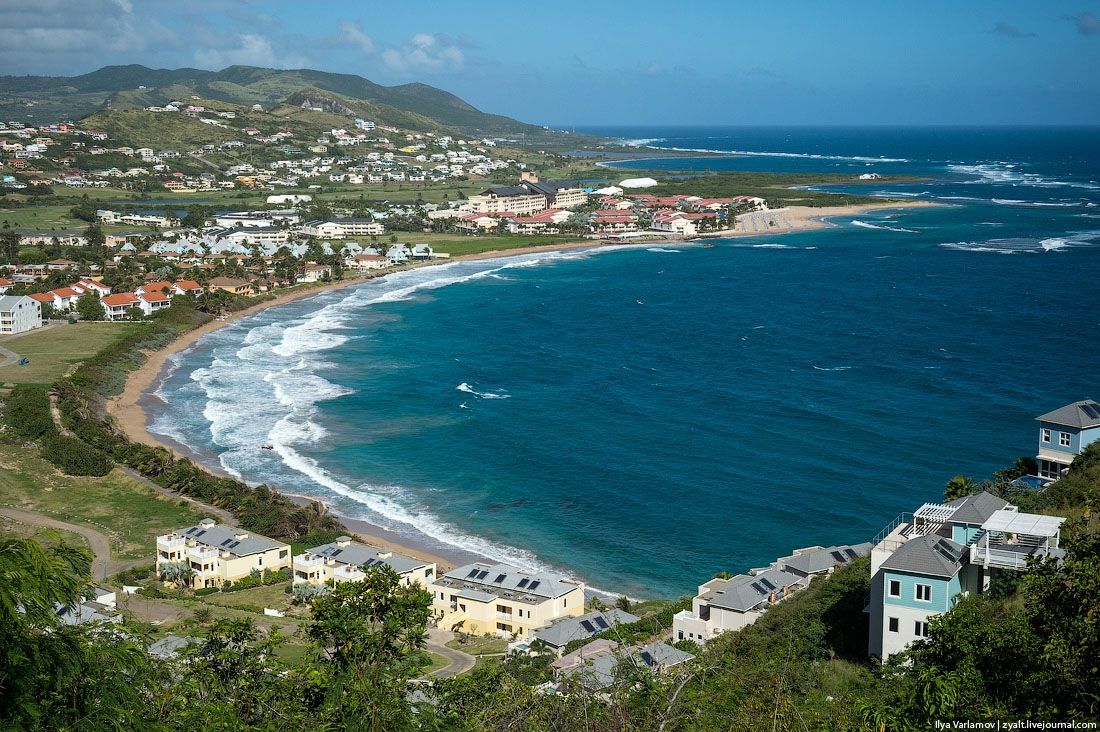 Ще одна держава скасувала візи для українців - фото 1