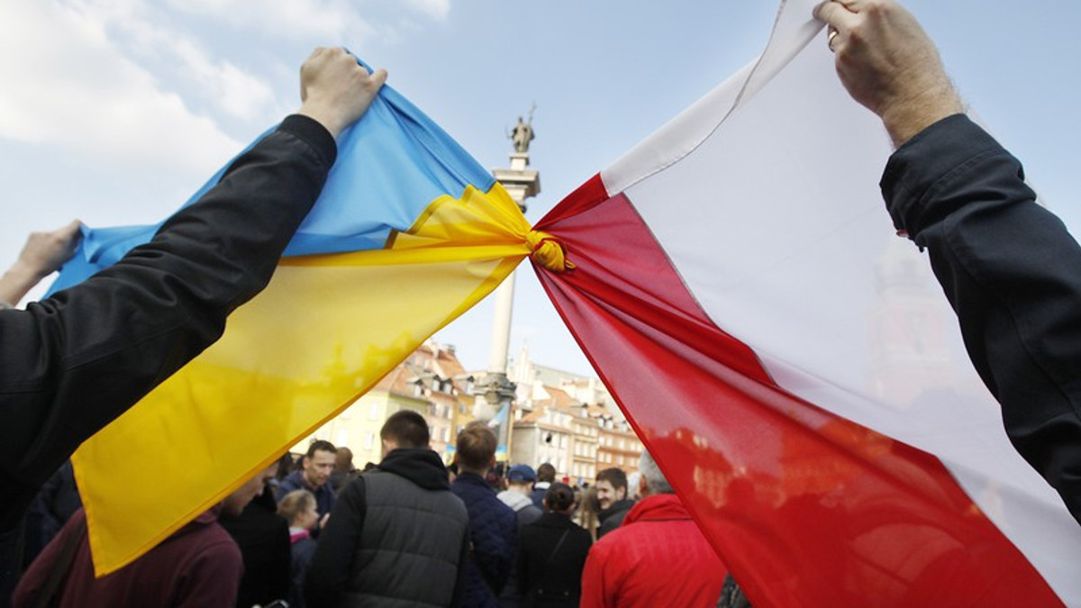 У Польщі заявили про сумнівність відносин з Україною - фото 1