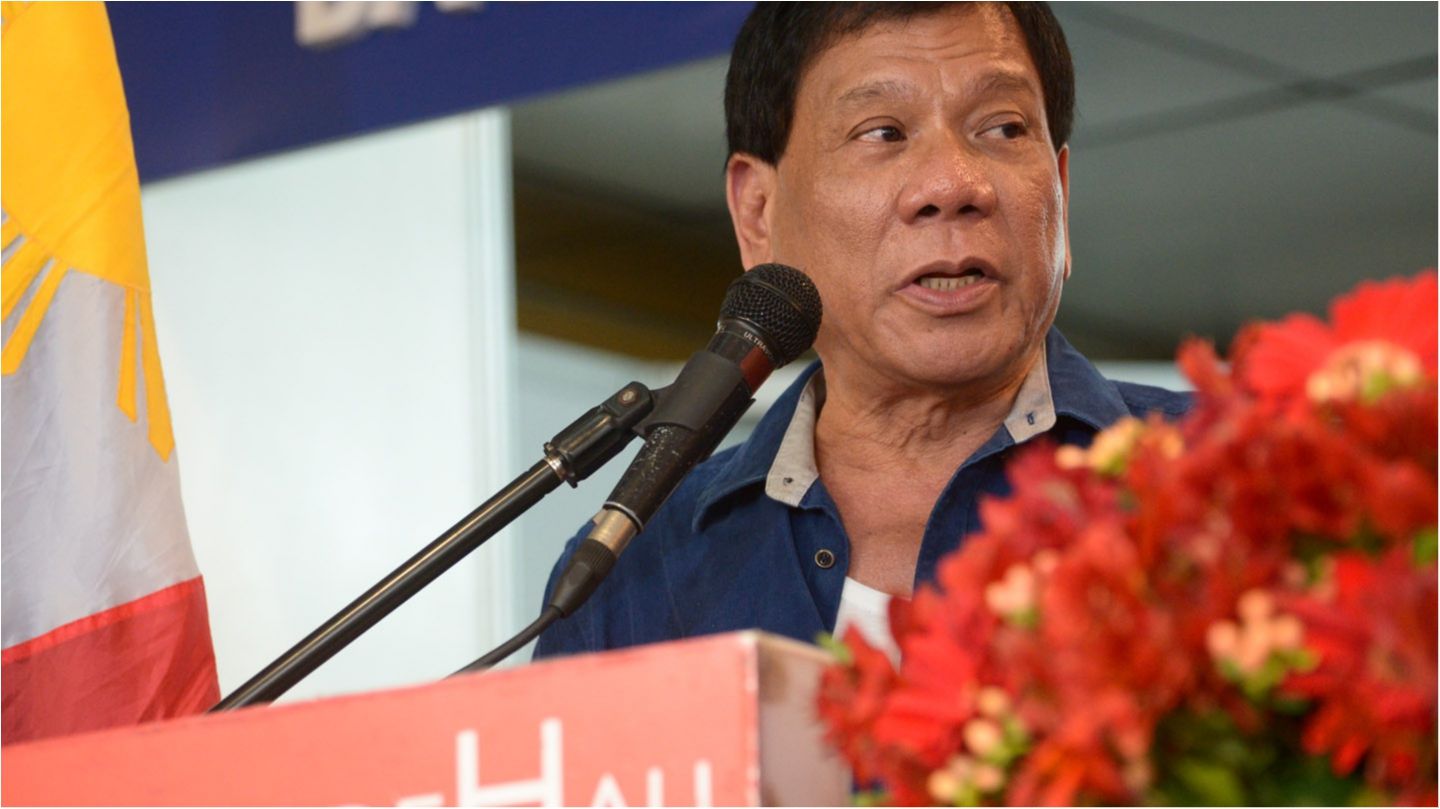 Скандальний президент Філіппін готовий провести військові навчання з РФ