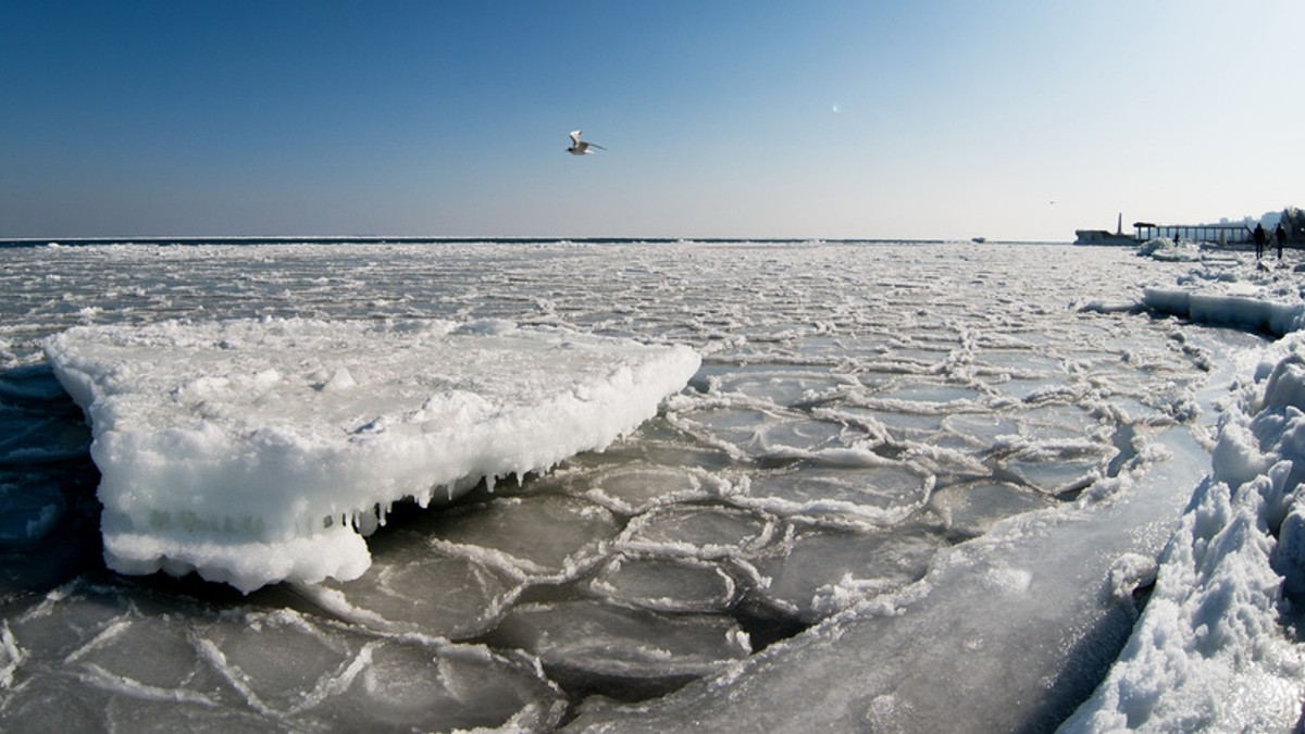 В Одесі замерзло море - фото 1