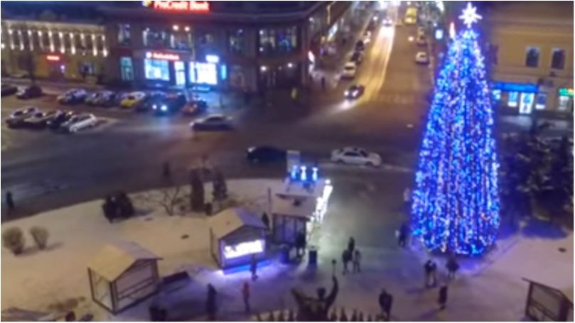 Святкова Контрактова площа з висоти пташиного польоту