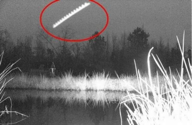 Американці сфотографували НЛО у вигляді пили - фото 138134