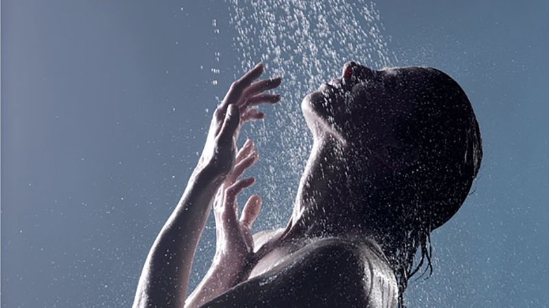 Часто приймати душ шкідливо: нове дослідження