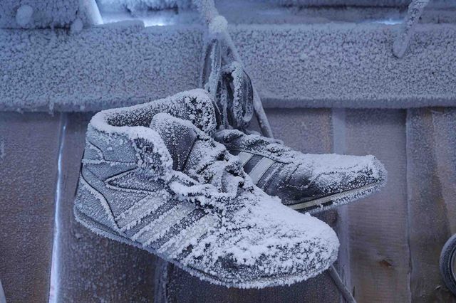 Як виглядає життя у найхолоднішому селі у світі - фото 135378