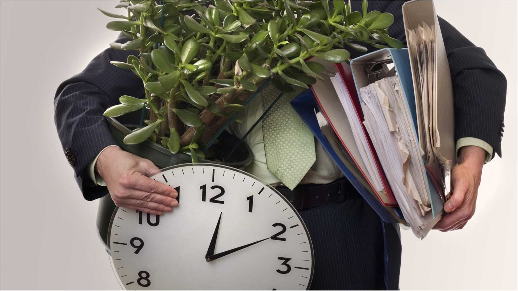 Чому українці звільняються з роботи