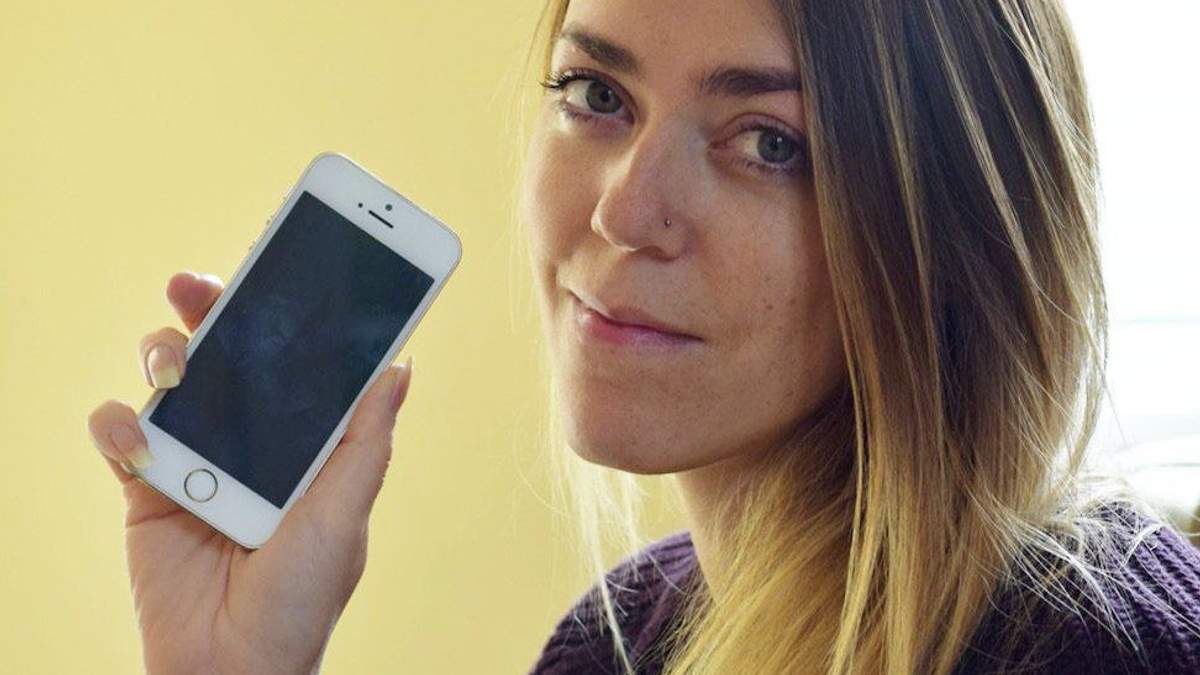 Британка натрапила на номер Адель у новому iPhone - фото 1