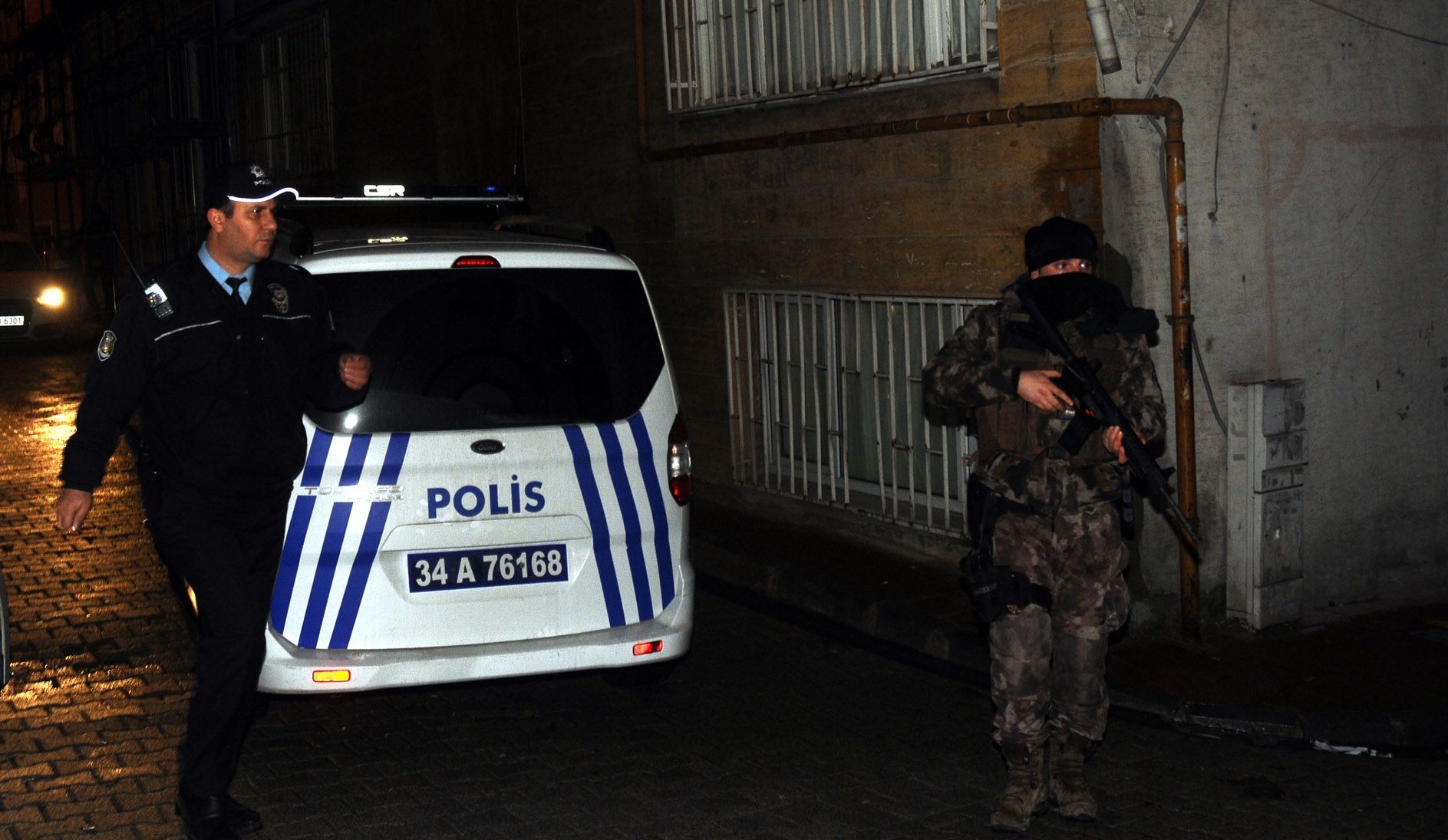 У Стамбулі обстріляли будівлю управління безпеки