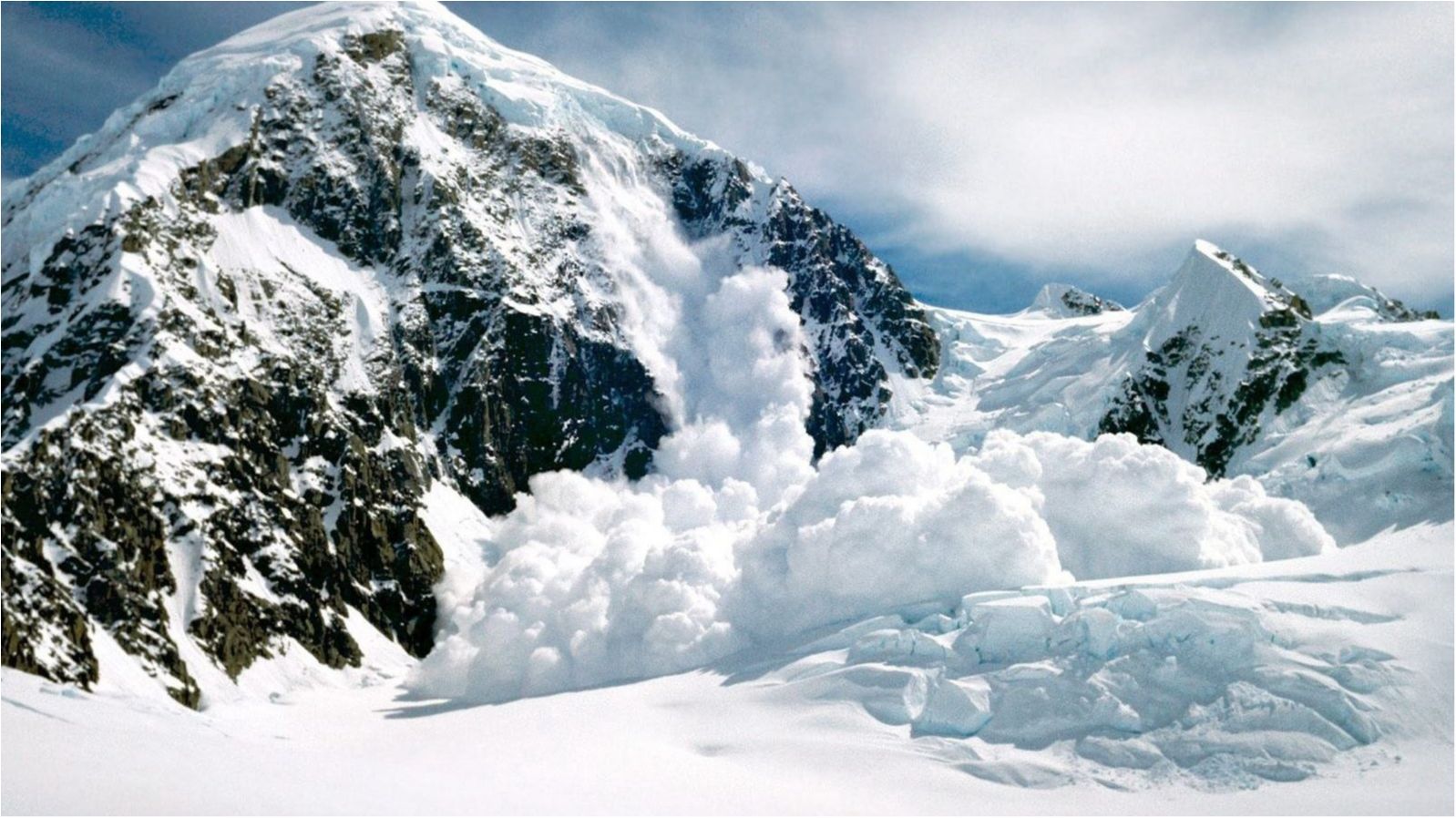 У Карпатах очікується сходження лавин