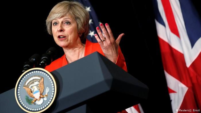 Стало відомо, коли Британія почне вихід з ЄС - фото 1