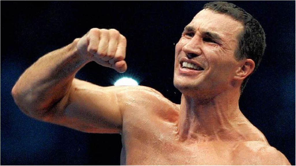 Кличко старіє, але може перемогти Джошуа, – тренер Усика