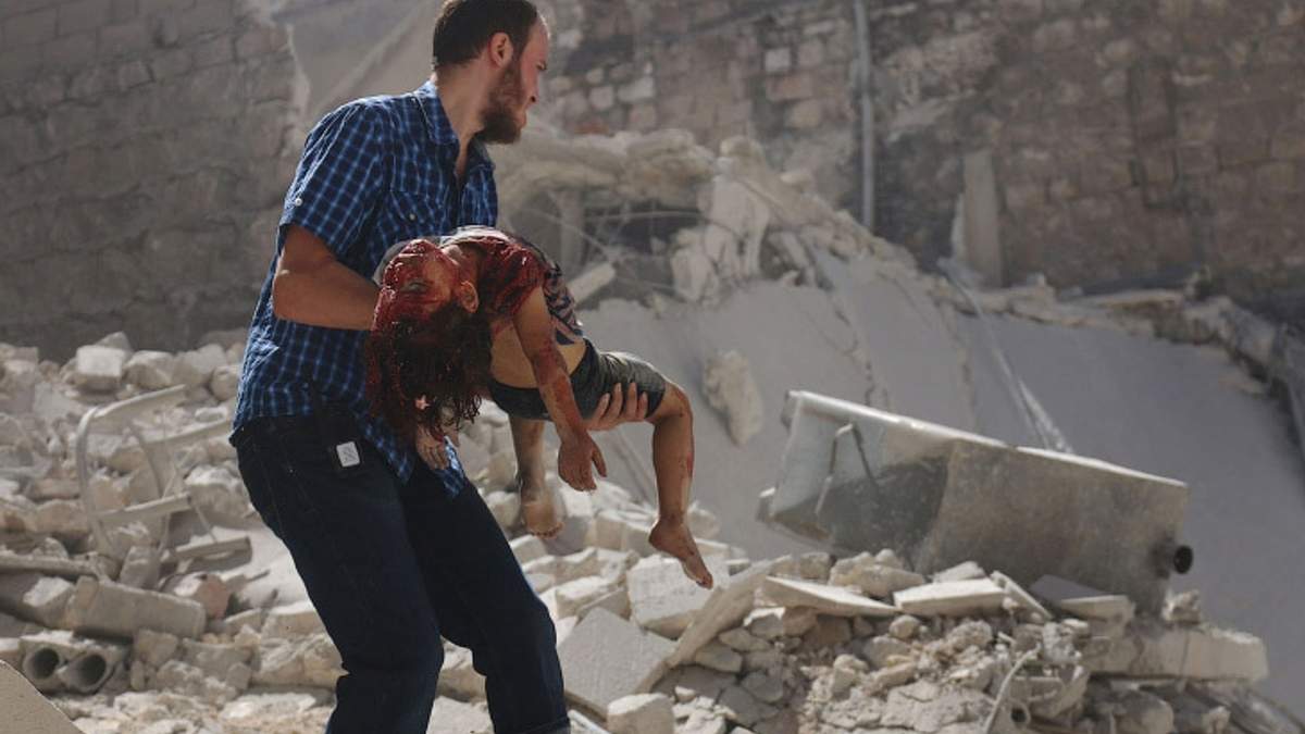 Алеппо під час бомбардувань - фото 1