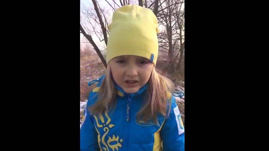 Маленька українка вразила сміливим зверненням до ворогів: відеофакт