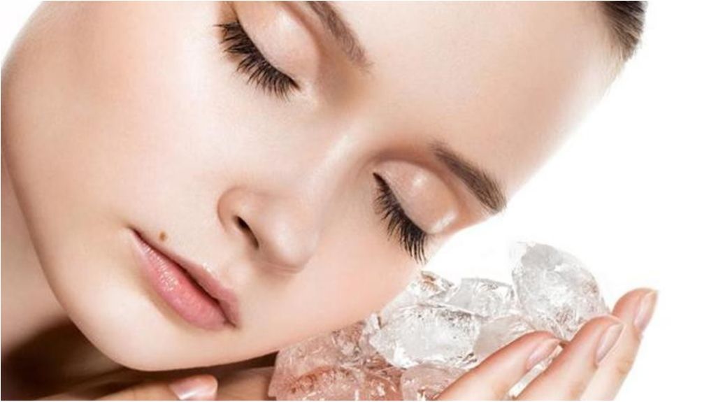 Чому шкідливо вмиватися гарячою водою