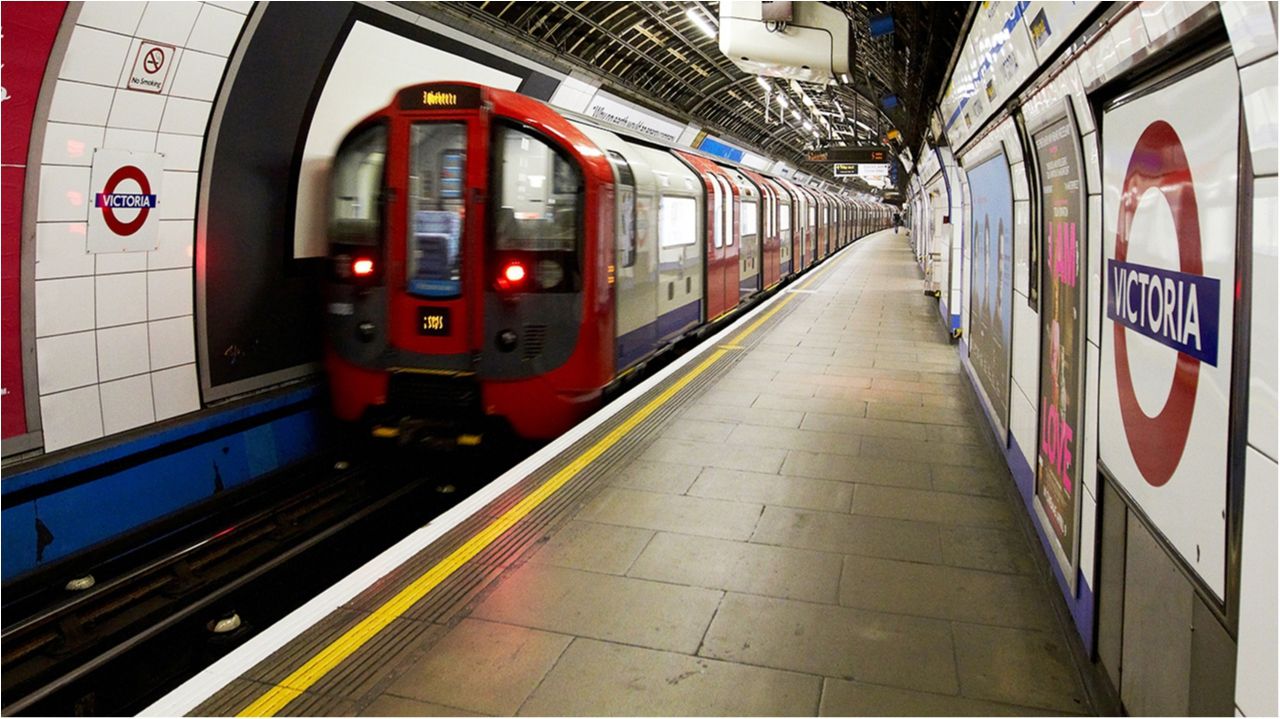 У Лондоні страйкує метро, рух паралізований