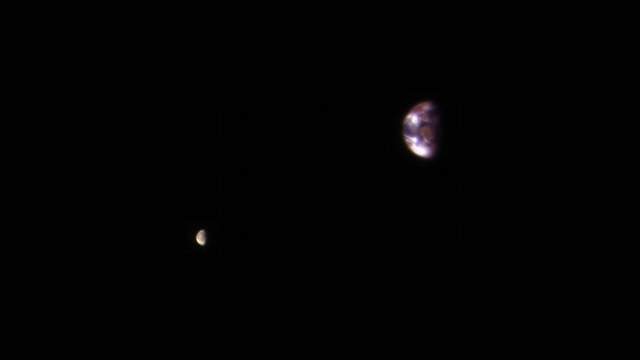 NASA опублікувало фото Землі з орбіти Марса - фото 132401