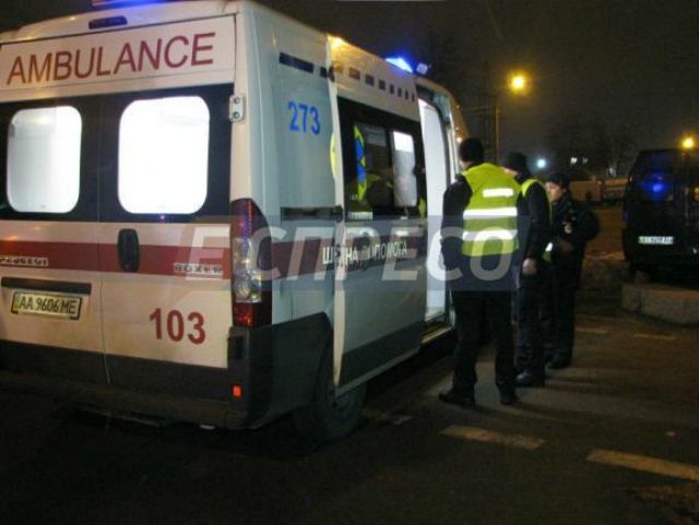 З'явилися фото моторошної ДТП у Києві, де п'яний водій збив поліцейську