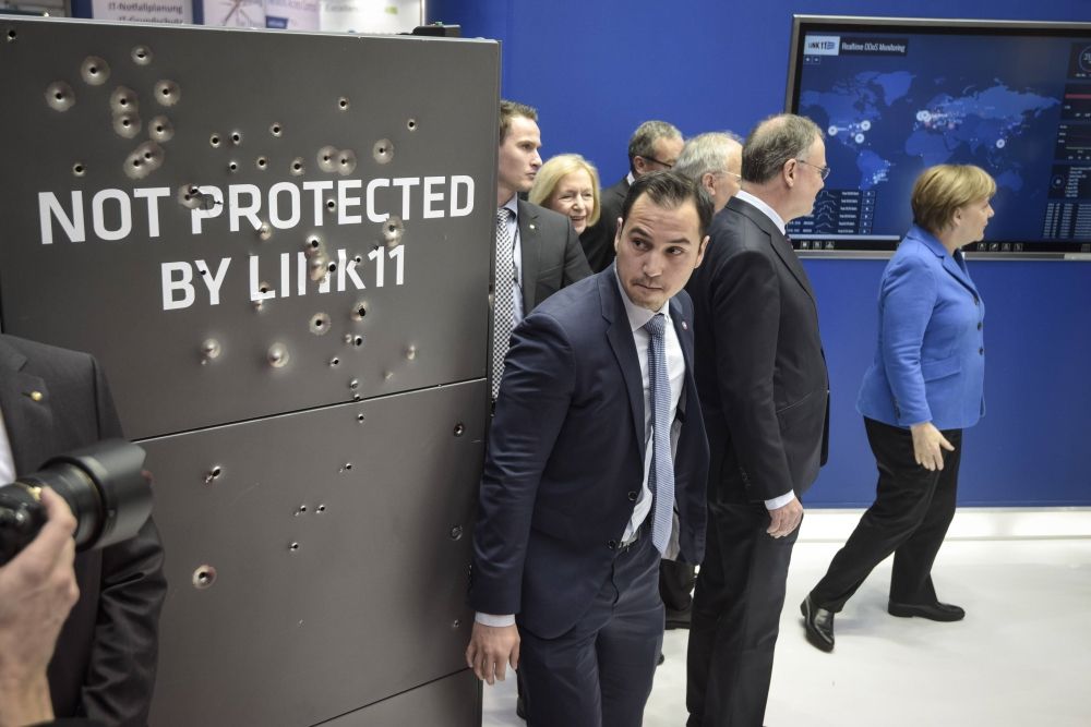 Німецькі спецслужби хочуть завдати кібератак у відповідь