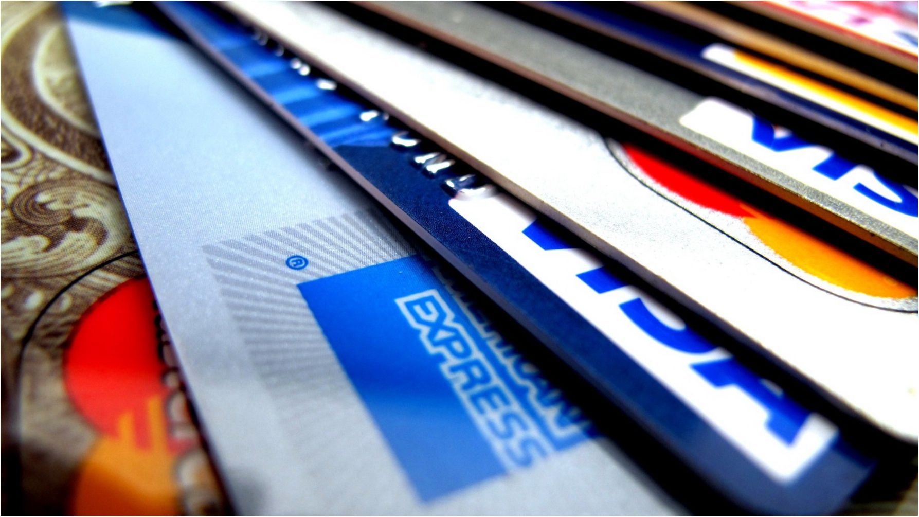 В Україні створили список сайтів, які крадуть дані банківських карт