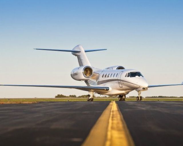 В аеропорту Мадрида протаранили російський літак