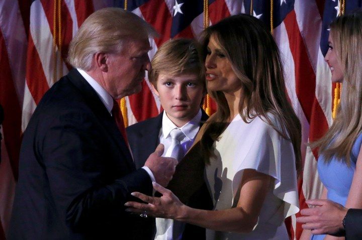 Сценаристку американського шоу звільнили через твіти про сина Трампа