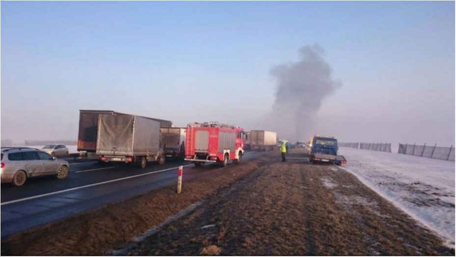 У Польщі через сильний туман зіткнулися понад 70 авто